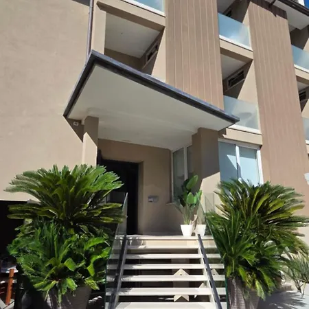 Ξενοδοχείο Dolcevita 3*