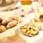Отель Dolcevita Чезенатико