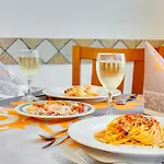 Dolcevita Отель Чезенатико