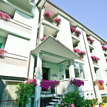 Hotel Dolcevita 3*