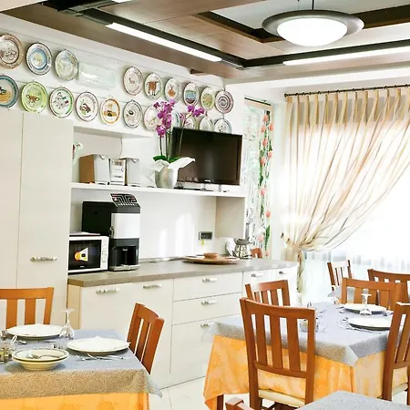 Dolcevita Hotel 3*