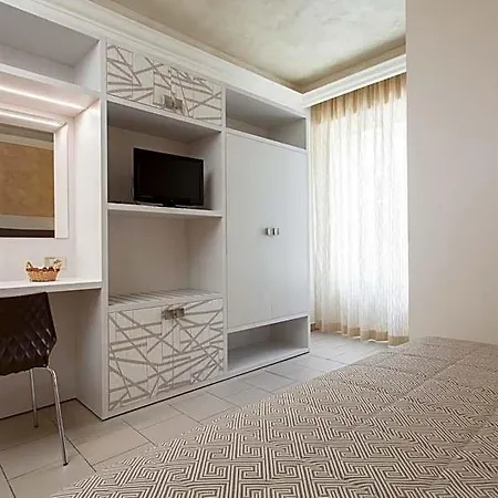 Dolcevita 3* Cesenatico