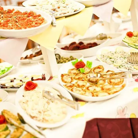 ホテル Dolcevita チェゼナーティコ