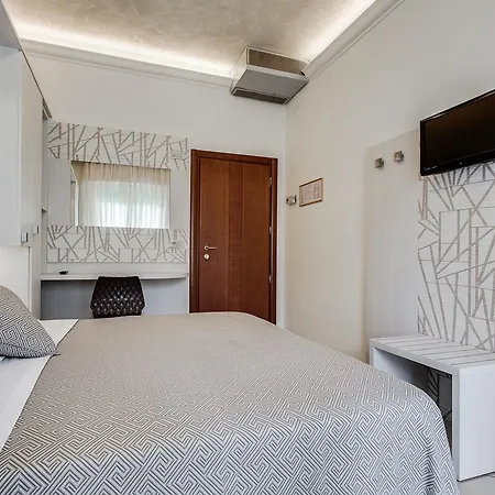 Dolcevita מלון צ'סנטיקו